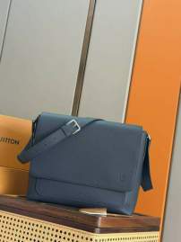 Picture of Louis Vuitton Mens Bags _SKUfw214745940fw